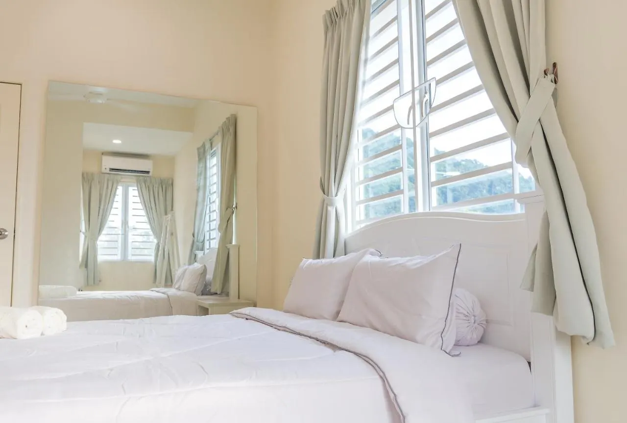 Tropikal Natura Lodge By D Imperio Homestay Penang Balik Pulau 0*,  Malaysia